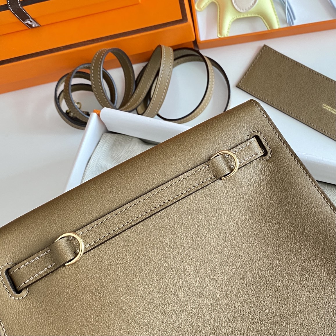 Hermes Kelly Danse Evercolor Bag In Khaki Color